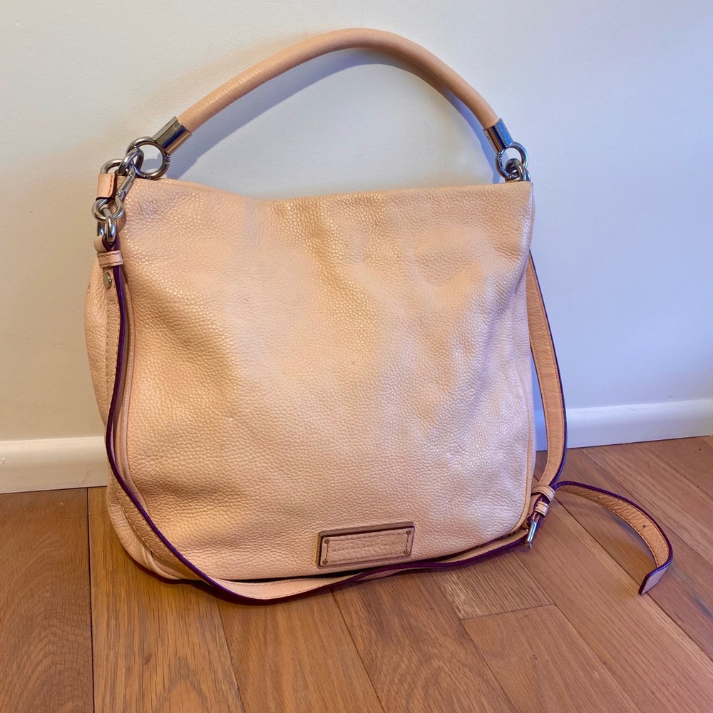 Classy Marc by Marc Jacobs Purse!